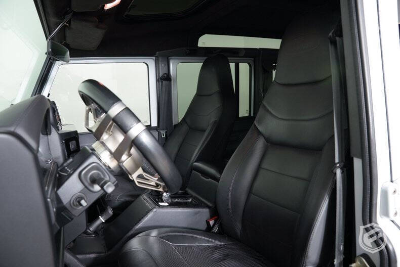 1991 Land Rover Defender