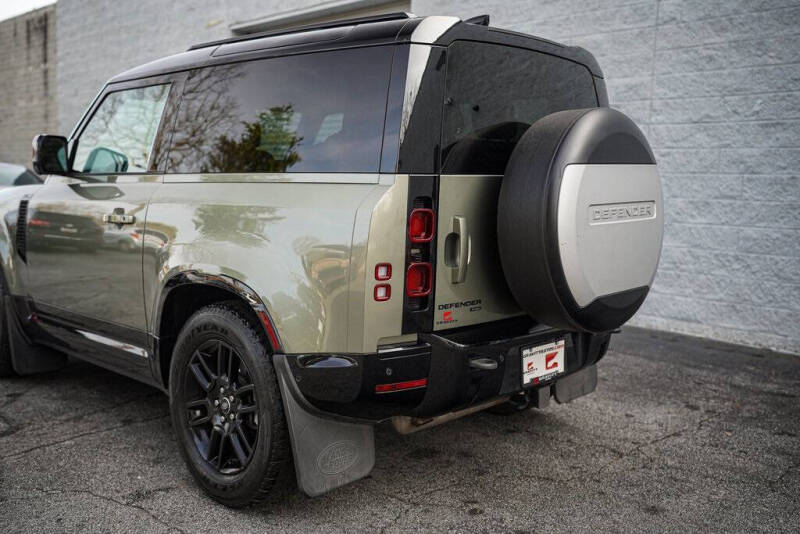 2022 Land Rover Defender 90 X-Dynamic S