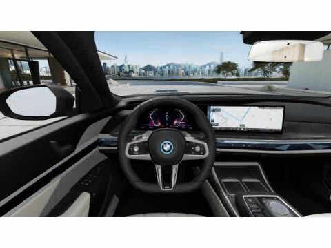 2025 BMW i7 eDrive50