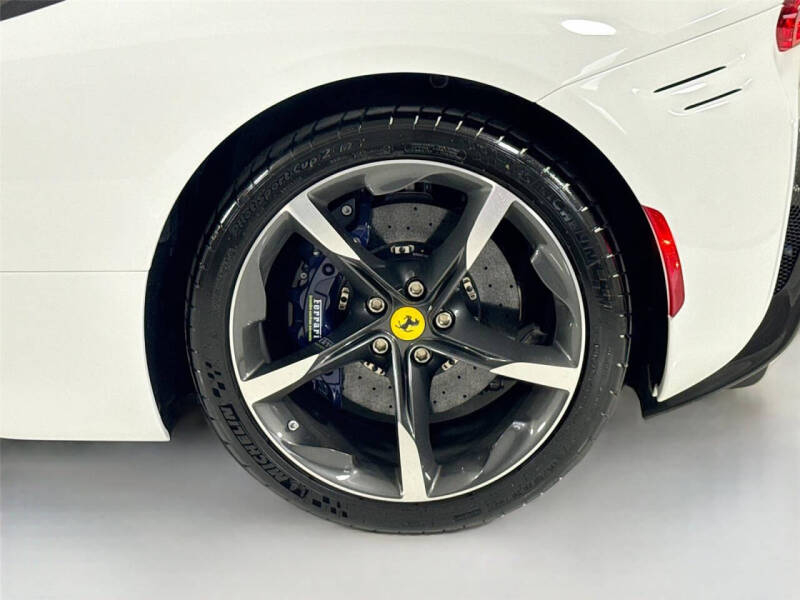 2025 Ferrari SF90 Spider