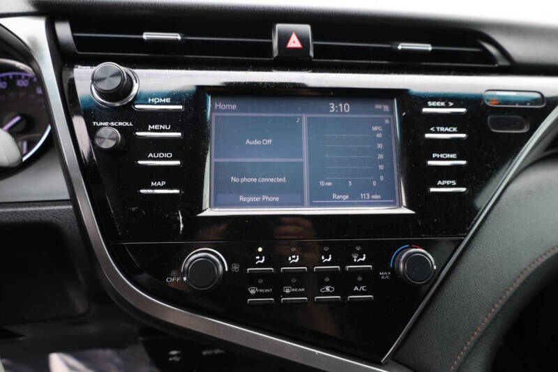 2019 Toyota Camry LE