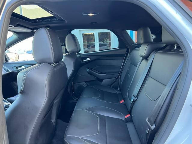 2018 Ford Focus  - $23,999