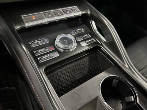 2025 Lincoln Nautilus Hybrid Reserve