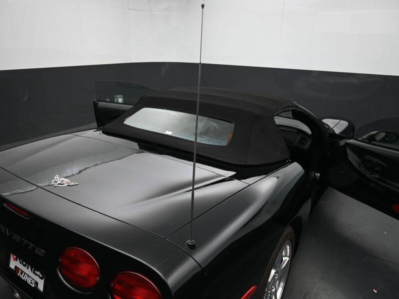 2003 Chevrolet Corvette