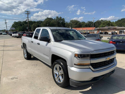2017 Chevrolet Silverado 1500 Custom