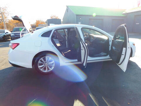 2022 Chevrolet Malibu LT