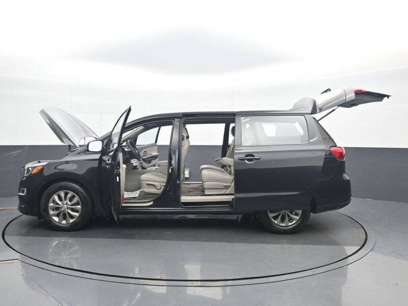 2020 Kia Sedona L