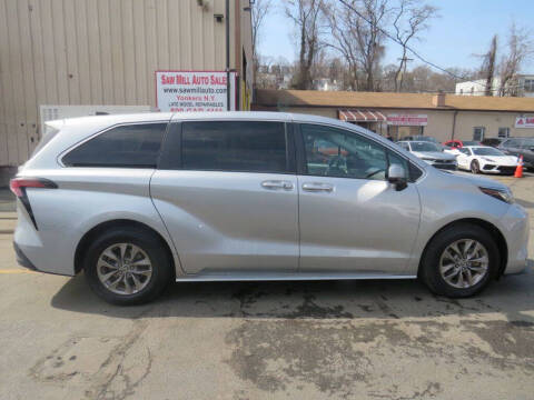 2021 Toyota Sienna LE 8-Passenger