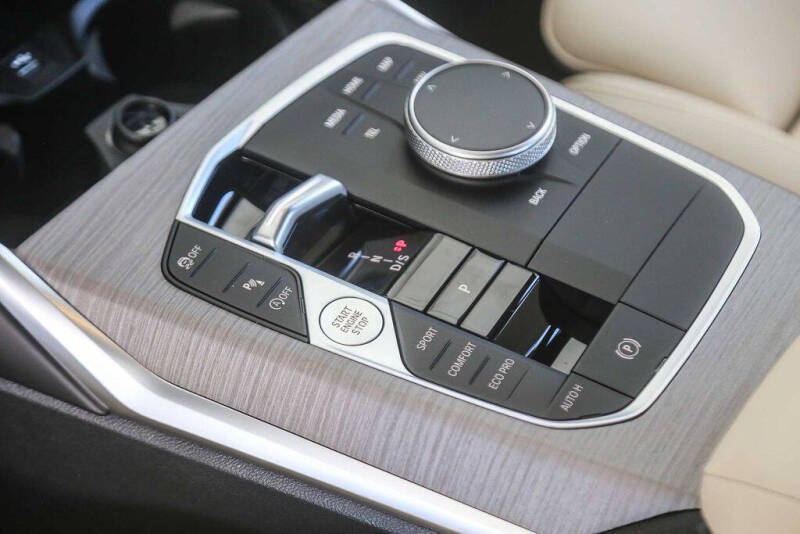 2026 BMW 3 Series 330i