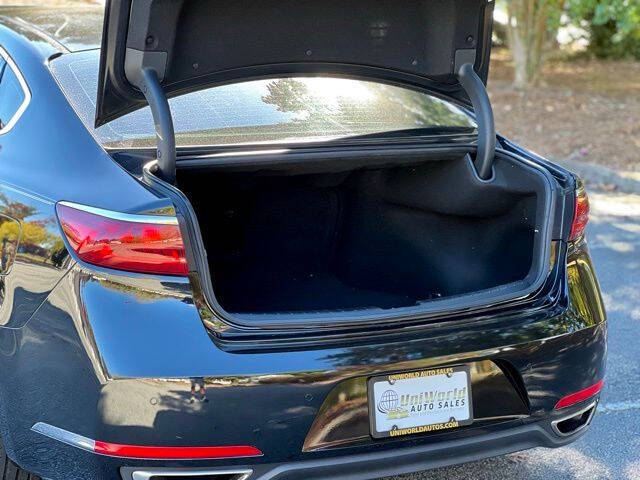 2019 Kia Cadenza Premium