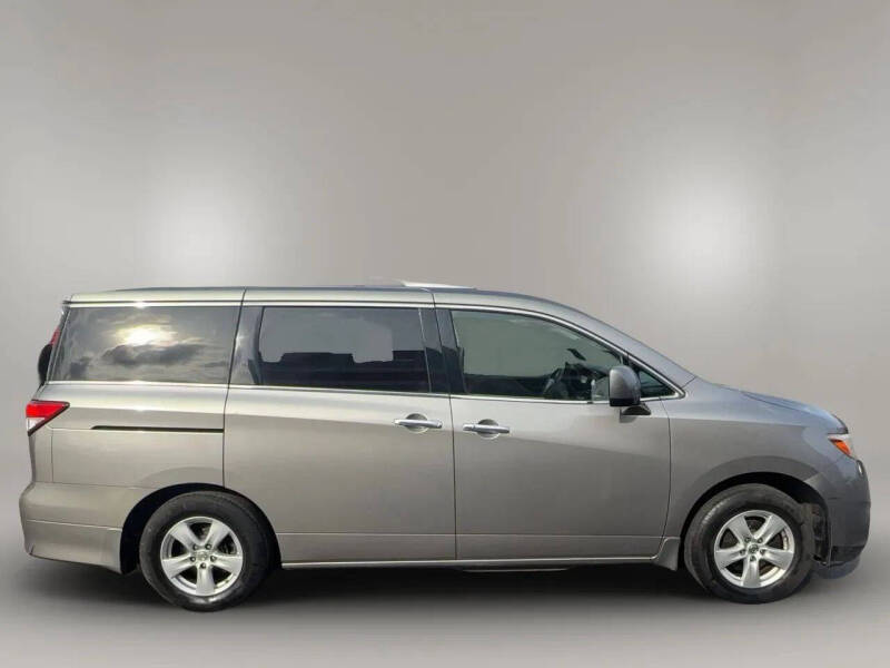 2011 Nissan Quest