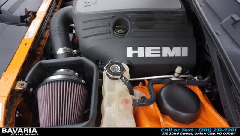 2014 Dodge Challenger R/T Plus