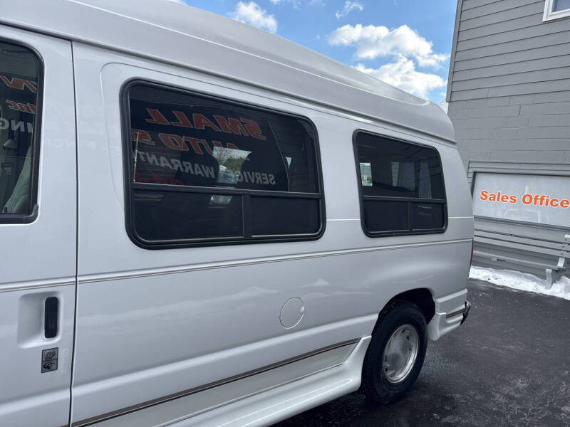 2003 Ford E-Series E-150