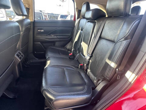 2020 Mitsubishi Outlander SEL