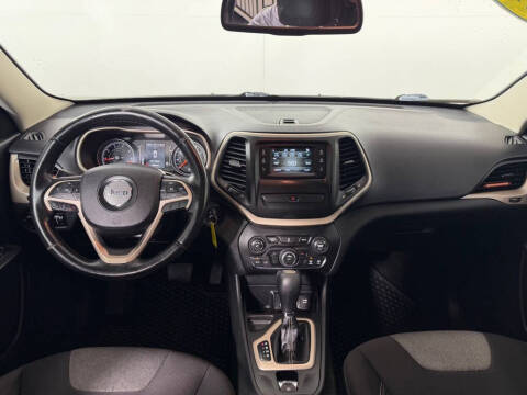 2015 Jeep Cherokee Sport