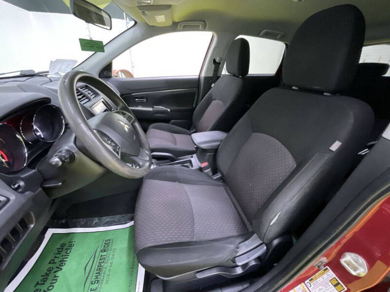 2019 Mitsubishi Outlander Sport LE