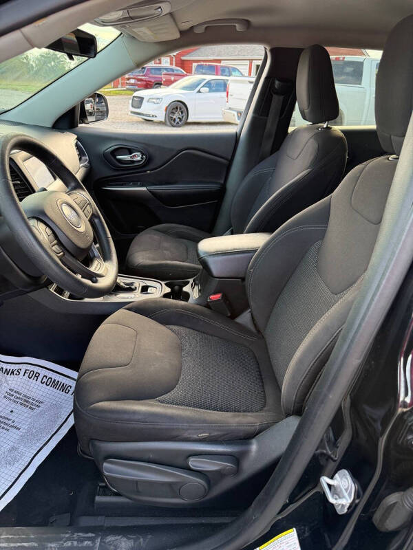 2019 Jeep Cherokee Latitude