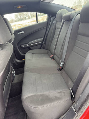 2013 Dodge Charger SXT