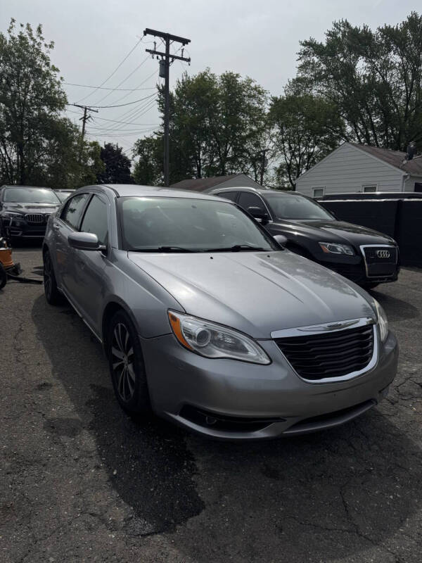 2013 Chrysler 200 Limited