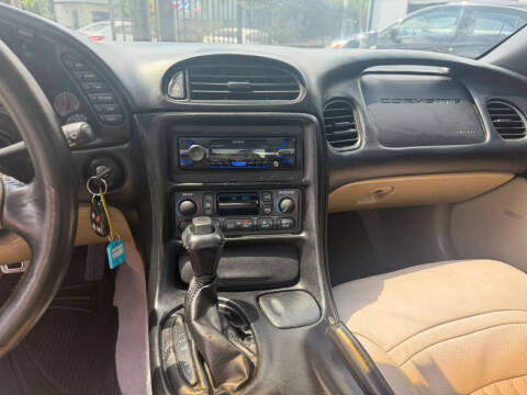 2004 Chevrolet Corvette