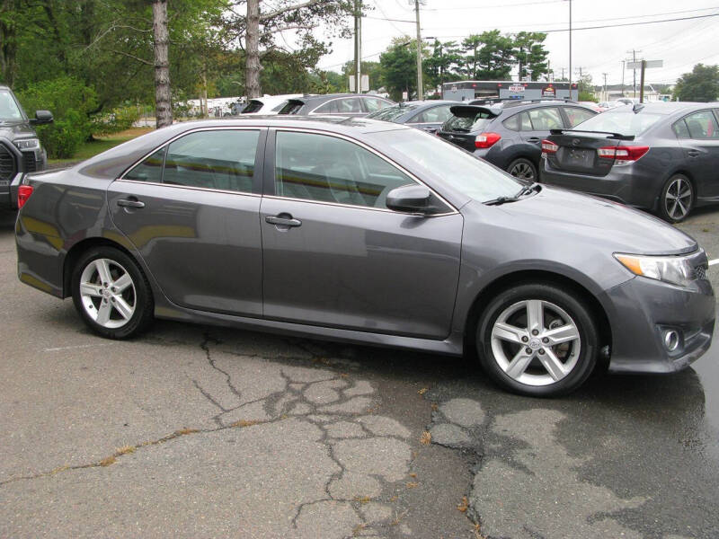 2014 Toyota Camry SE
