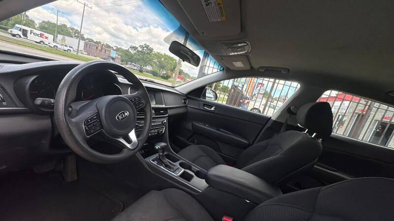 2018 Kia Optima LX