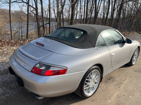2001 Porsche 911 Carrera 4