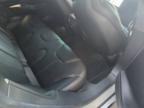 2016 Tesla Model S 75D