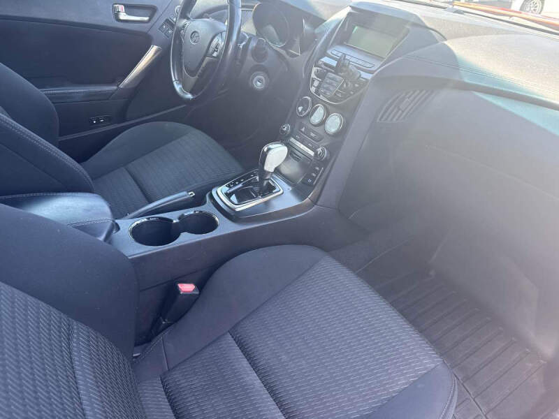 2013 Hyundai Genesis Coupe 2.0T