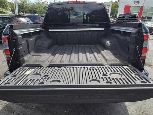 2023 Nissan Frontier SV