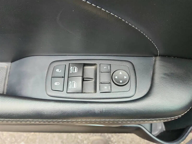 2015 Dodge Challenger