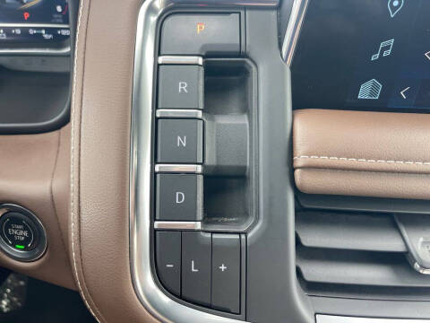 2023 Chevrolet Suburban High Country