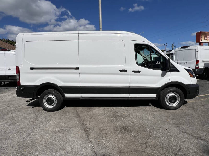 2024 Ford Transit 250
