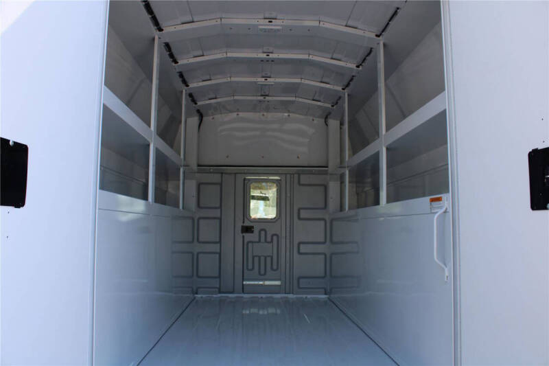 2024 Chevrolet Express 3500