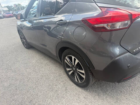 2020 Nissan Kicks SV