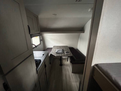 2024 Coachmen RV Clipper