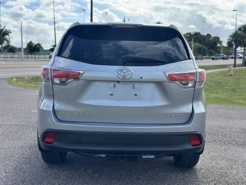 2014 Toyota Highlander LE Plus