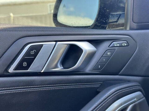 2022 BMW X6 xDrive40i