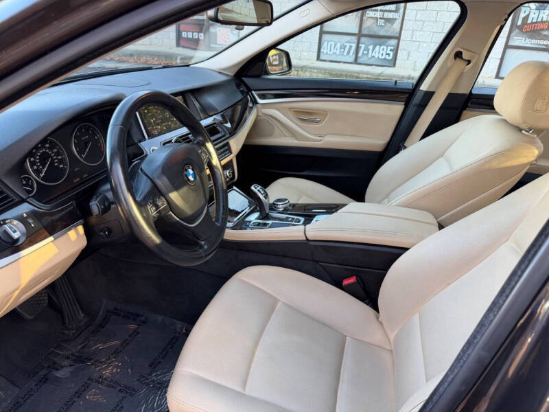 2016 BMW 5 Series 528i