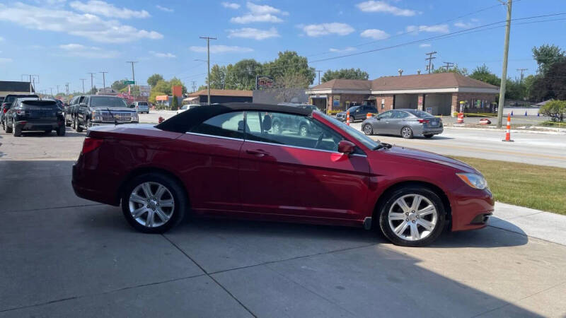 2011 Chrysler 200 Touring