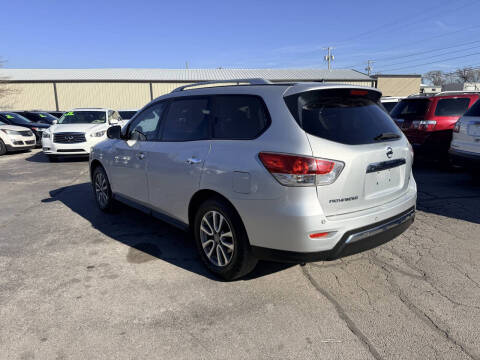 2015 Nissan Pathfinder SV