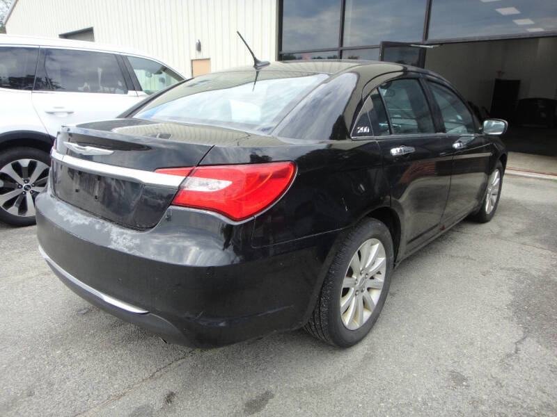 2014 Chrysler 200 Limited