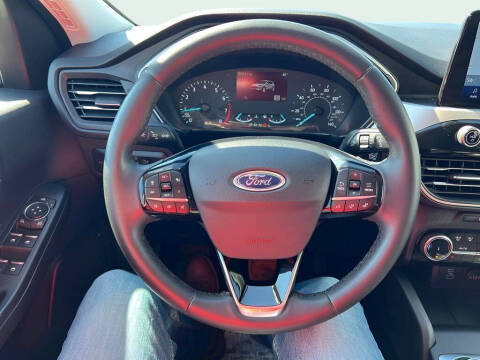 2022 Ford Escape SEL
