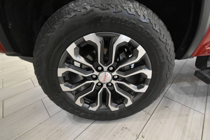 2023 GMC Canyon Denali