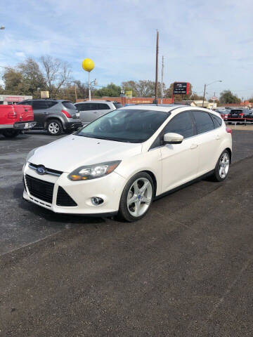 2012 Ford Focus for sale at Gator's Auto Sales in Garland TX