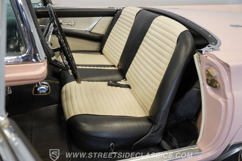 1957 Ford Thunderbird