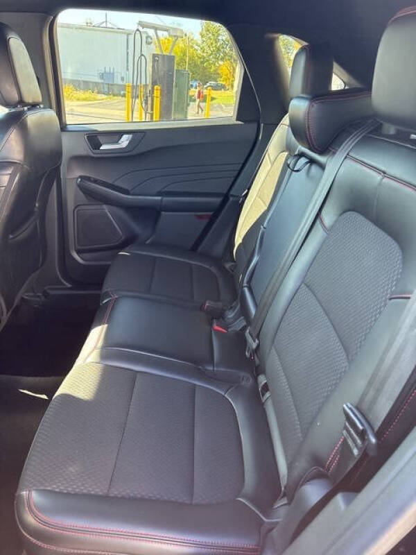 2024 Ford Escape ST-Line