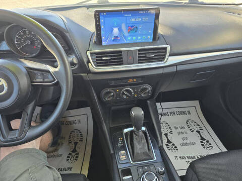 2017 Mazda MAZDA3 Sport