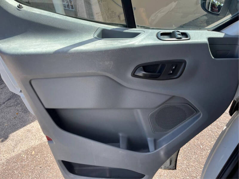 2017 Ford Transit