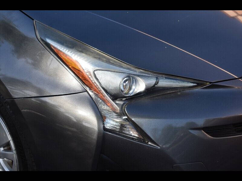 2017 Toyota Prius Two